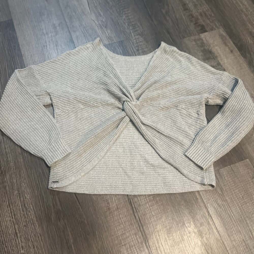 Hollister Reversible Knot Tie V-Neck Sweater